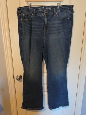 torrid Medium Wash Bootcut Jeans- Trio Fit Slim Boot - Blue